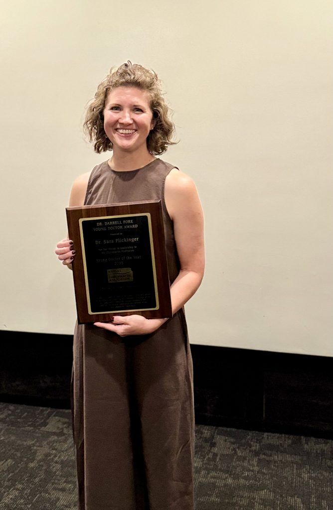 Dr. Sara Flickinger, DC